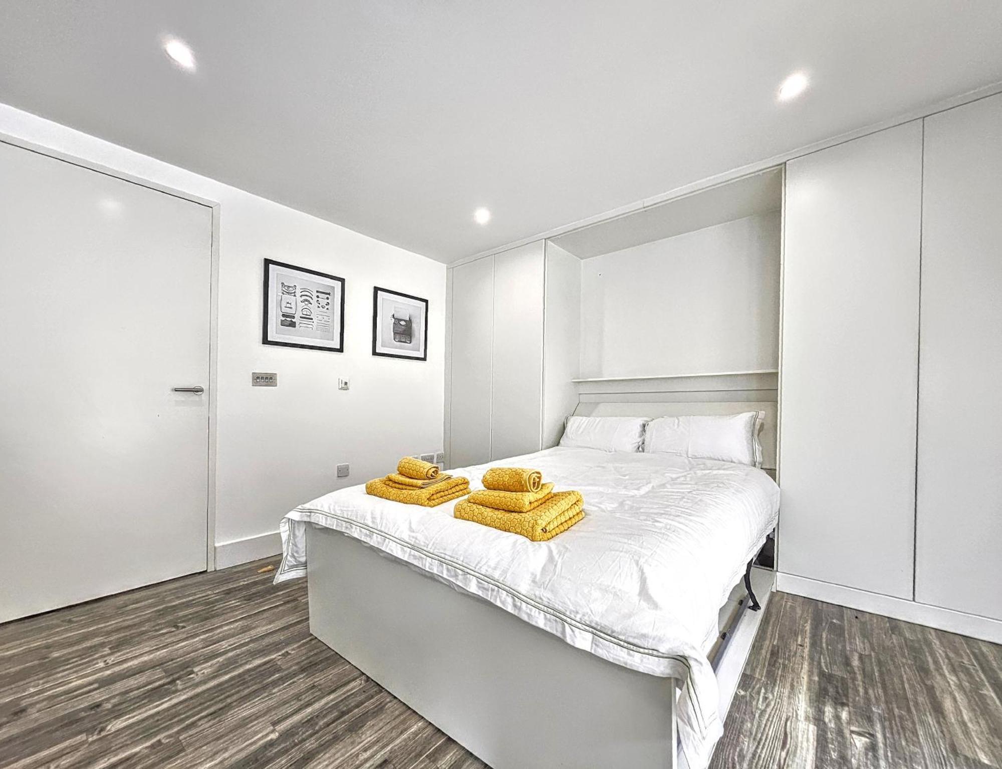 City Waterside, Old Street, Angel, Entire Private Apartment London Ngoại thất bức ảnh